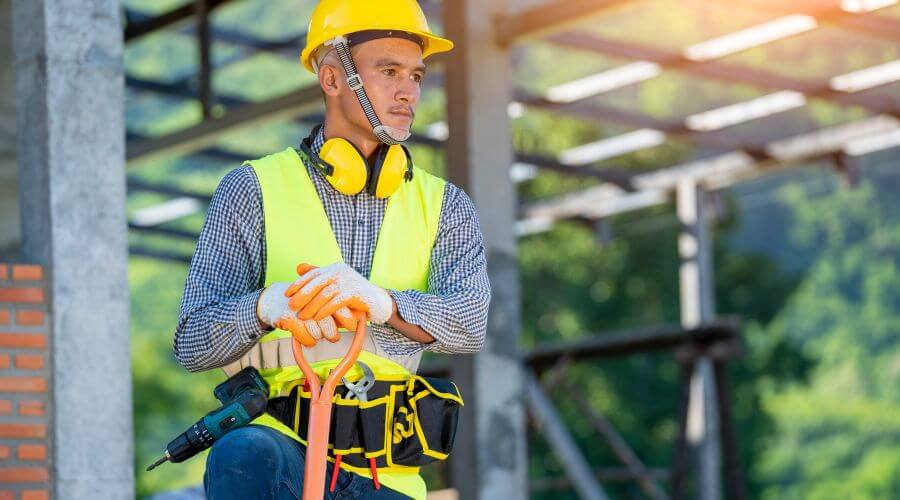 Professional gutter cleaning in Park, KS